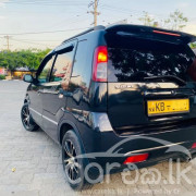 SUZUKI SWIFT 2004