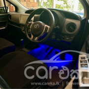 TOYOTA VITZ 2015