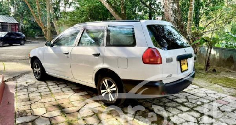 NISSAN AD WAGON Y11 2002