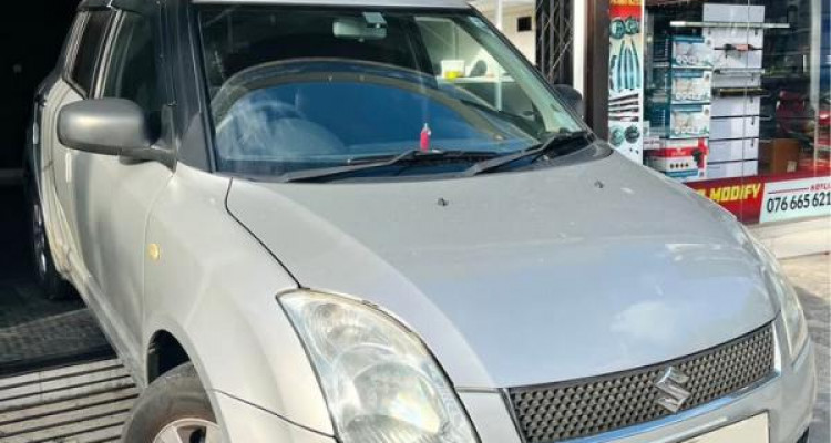 SUZUKI SWIFT 2008
