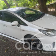 TOYOTA PRIUS 2012