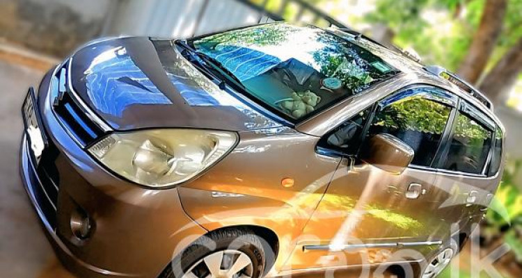 SUZUKI ESTILO 2011
