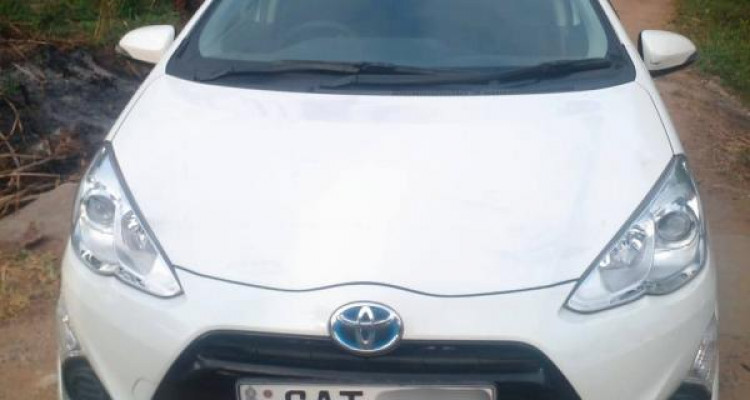 TOYOTA AQUA 2016