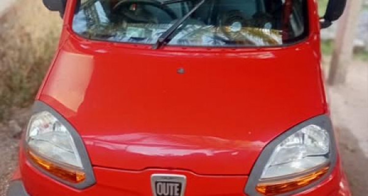 BAJAJ QUTE 2019
