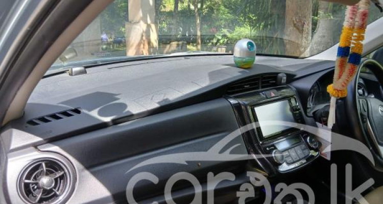 TOYOTA AXIO 2015