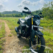 YAMAHA FZ 2015
