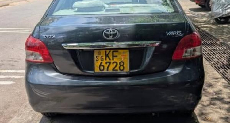 TOYOTA YARIS 2007