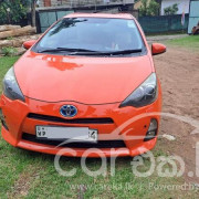 TOYOTA AQUA 2013