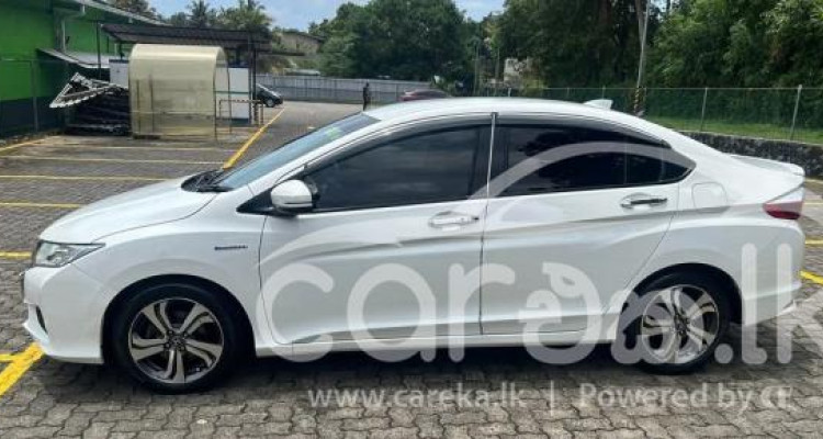 HONDA GRACE 2015