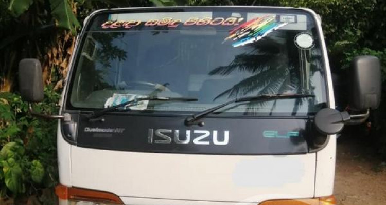 ISUZU ELF 2002