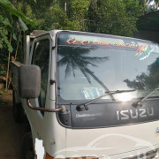 ISUZU ELF 2002