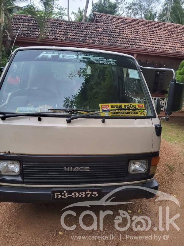 TOYOTA HIACE 1989