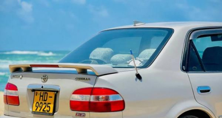 TOYOTA COROLLA 1999