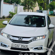 HONDA GRACE 2017