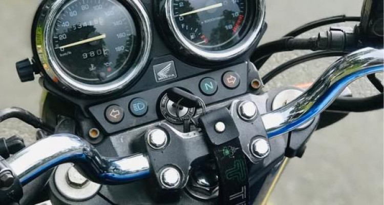 HONDA HORNET 2006