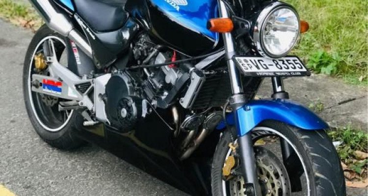 HONDA HORNET 2006