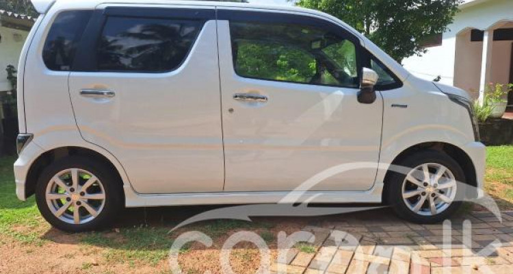 SUZUKI WAGON R 2018