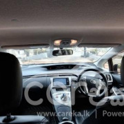 TOYOTA PRIUS 2014