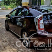 TOYOTA PRIUS 2014