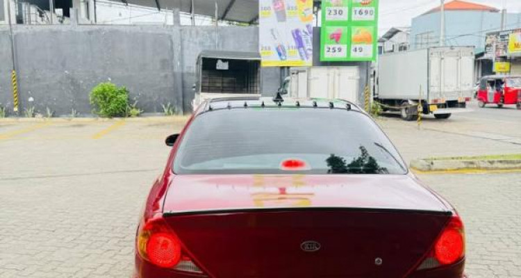 KIA SPECTRA 2001