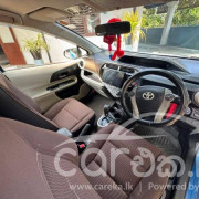TOYOTA AQUA 2013