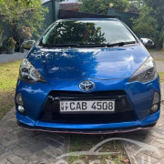 TOYOTA AQUA 2013