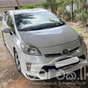 TOYOTA PRIUS 2013