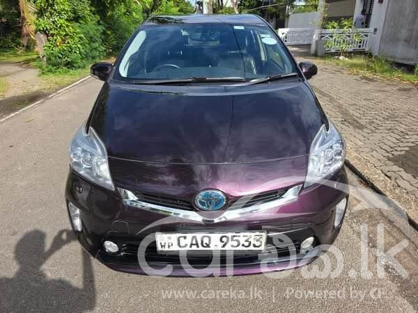 TOYOTA PRIUS 2015