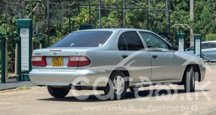 NISSAN PULSAR 2000