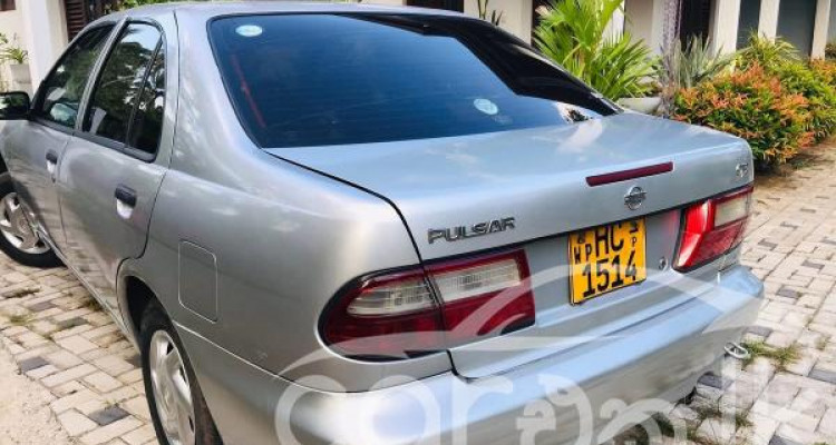 NISSAN PULSAR 2000