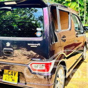 SUZUKI WAGON R PREMIUM 2018