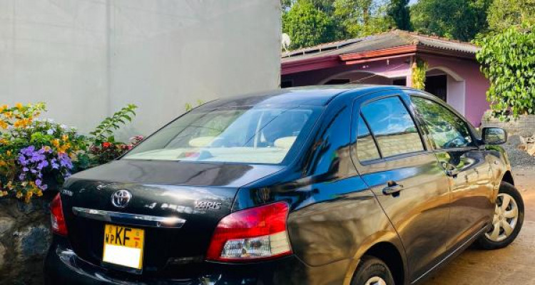 TOYOTA YARIS 2007