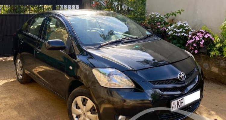 TOYOTA YARIS 2007
