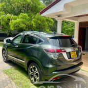 HONDA VEZEL 2014
