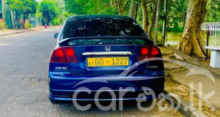 HONDA CIVIC ES8 2002