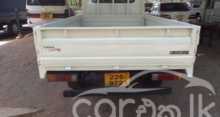 NISSAN VANETTE 1992