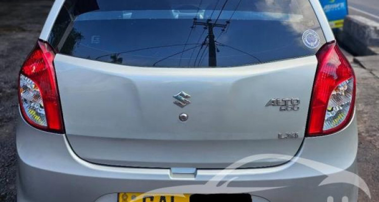 SUZUKI ALTO 2015