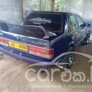 MAZDA 323 1988