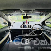 TOYOTA IST 2004