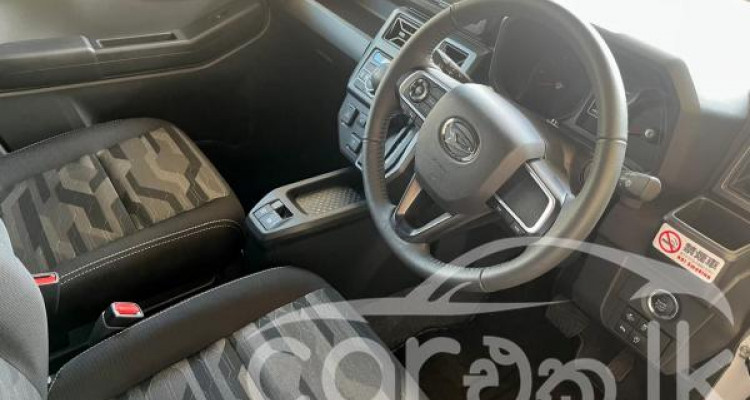 DAIHATSU TAFT 2024