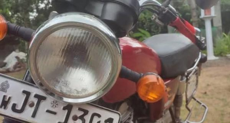 BAJAJ BOXER 2004