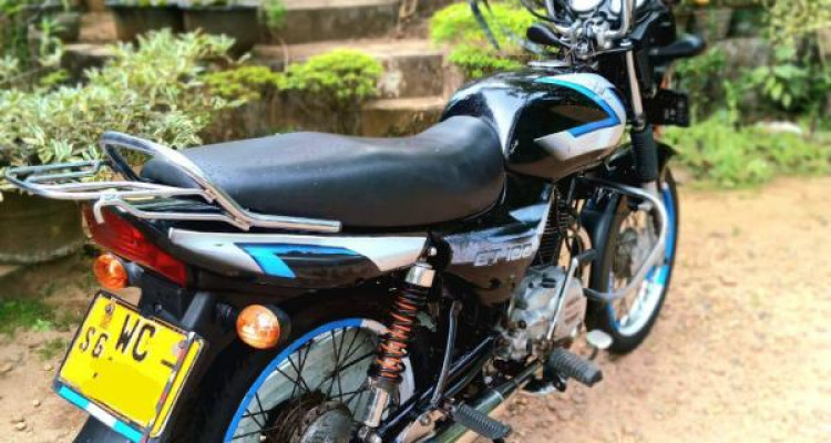 BAJAJ CT100 2010