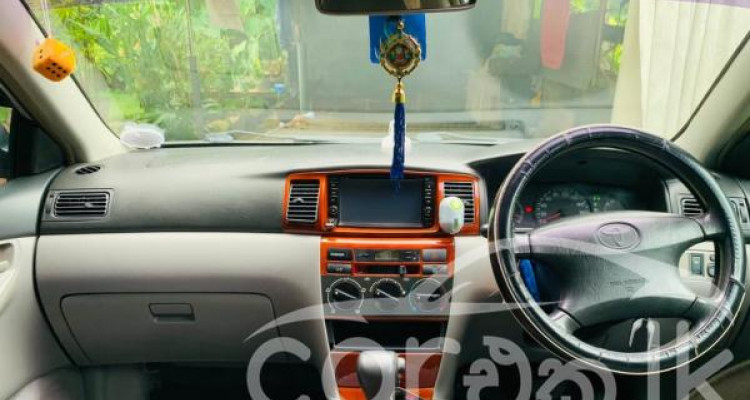 TOYOTA COROLLA 121 2000