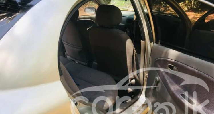 KIA RIO 2002