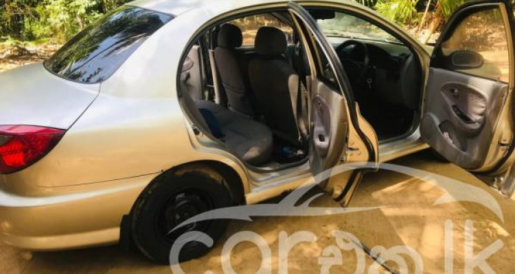 KIA RIO 2002