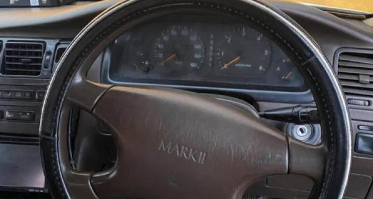 TOYOTA MARK II 1993