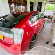 TOYOTA PRIUS 2014