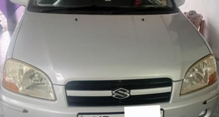 SUZUKI SWIFT 2004