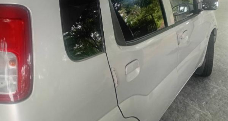 SUZUKI SWIFT 2004