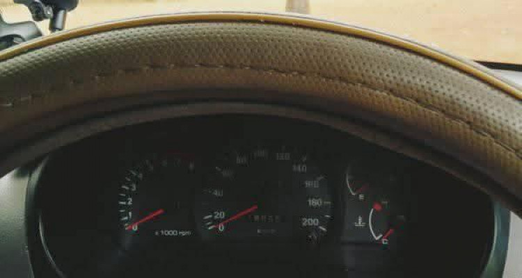 HYUNDAI ACCENT 2001